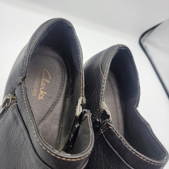 Clarks Bendables leather upper ankle booties size 8 1/2 M - Picture 6 of 16